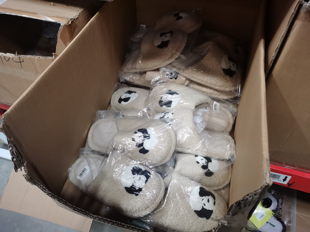 上海鞋靴仓储托管怎么解决左右脚错发？双码核验系统让错发率降至0.01%